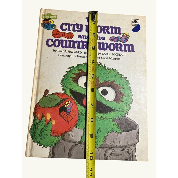 Sesame Street Muppets The City Worm And The Country Worm Book By Linda Hayward - Picture 9 of 11